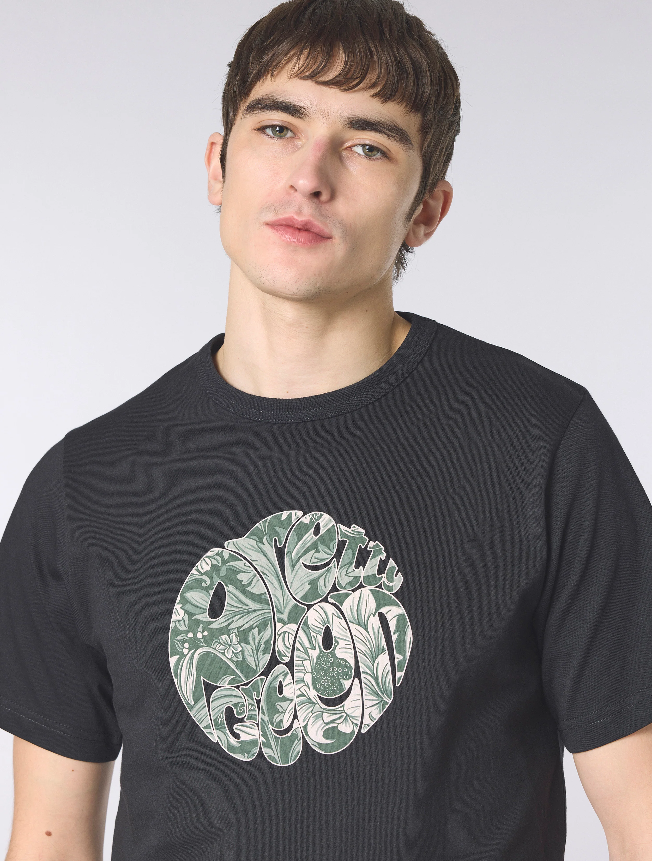 Black Bostall Logo T-Shirt - Image 5