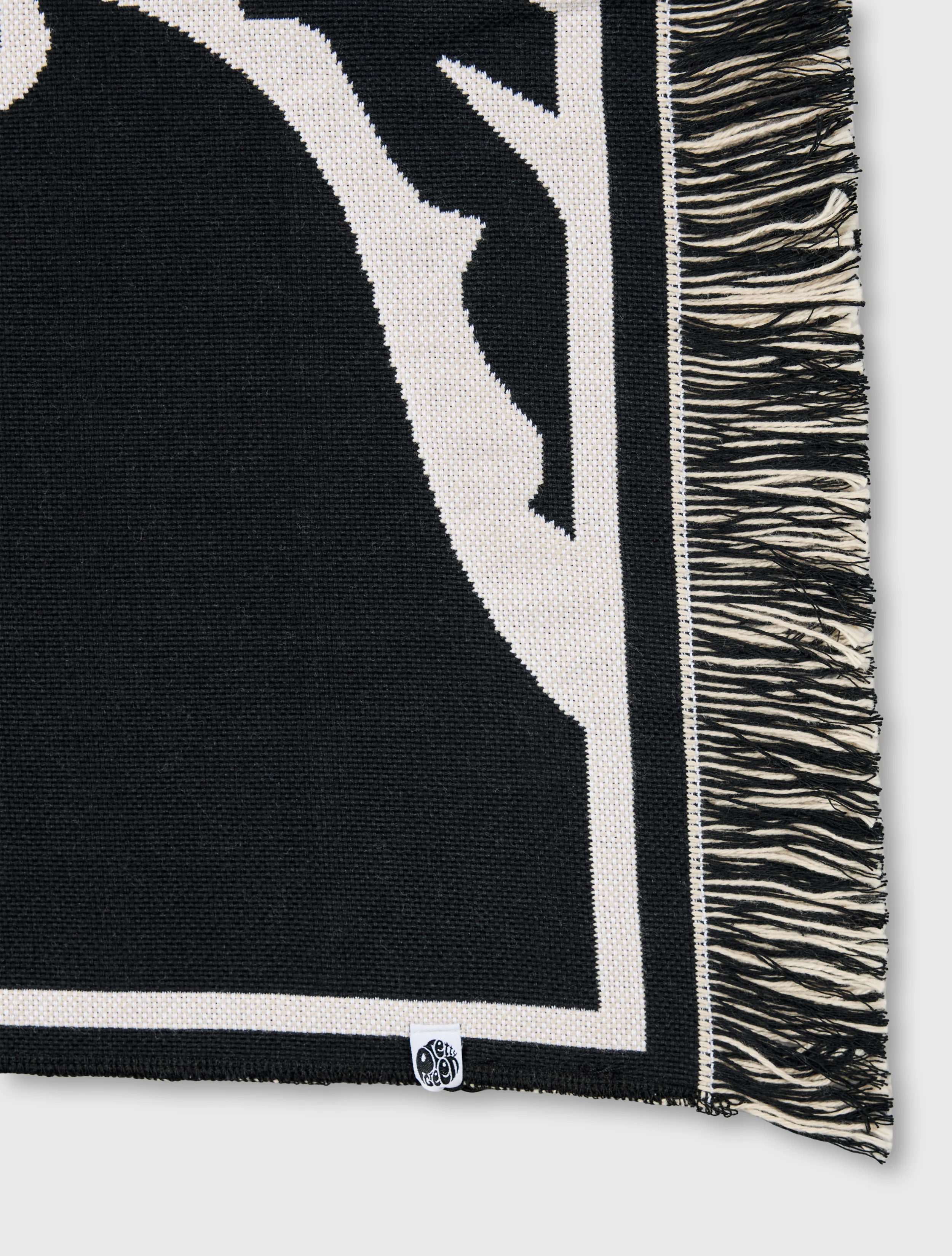 Black Lexham Paisley Blanket - Image 4