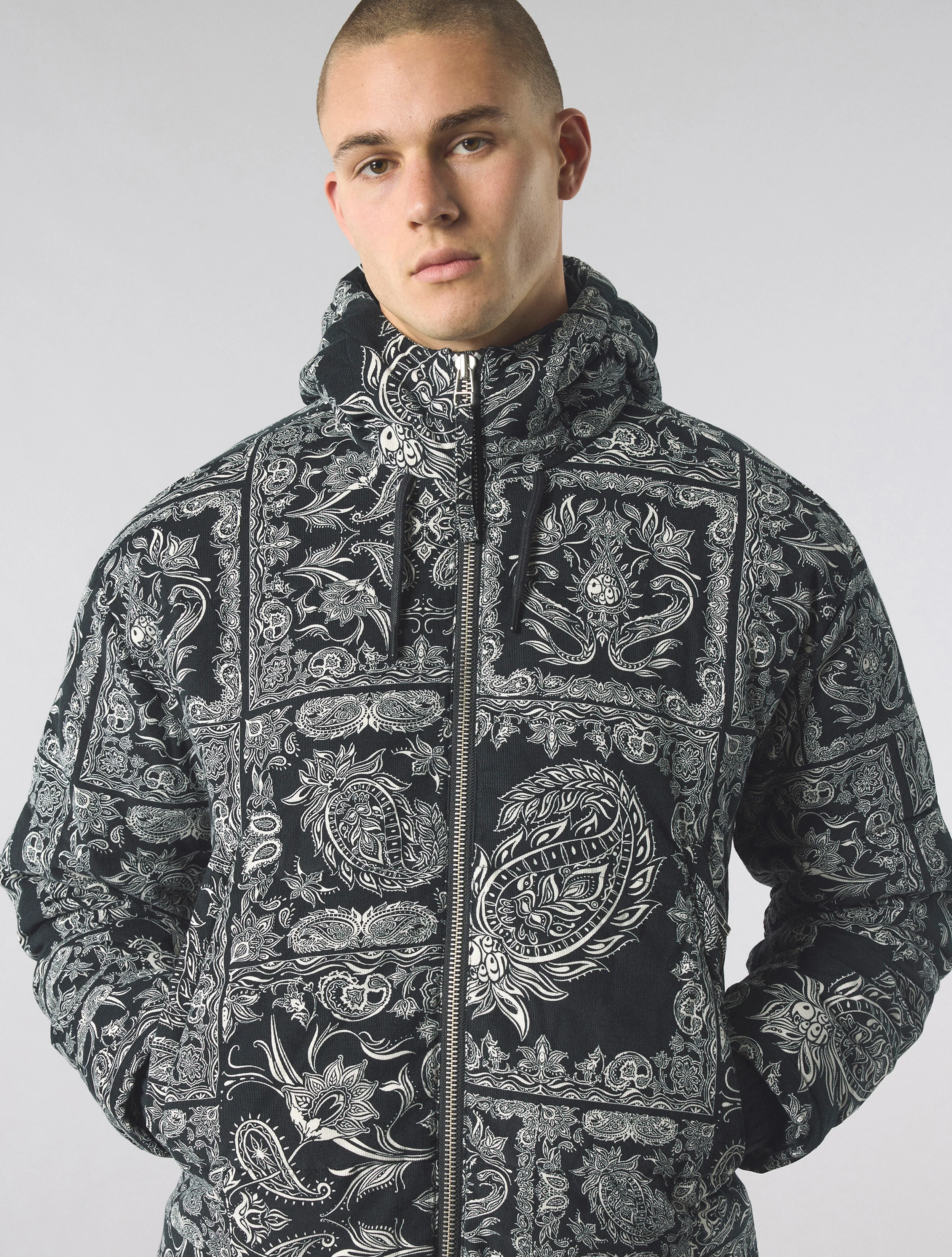Black Patchwork Paisley Puffer Jacket - Image 5
